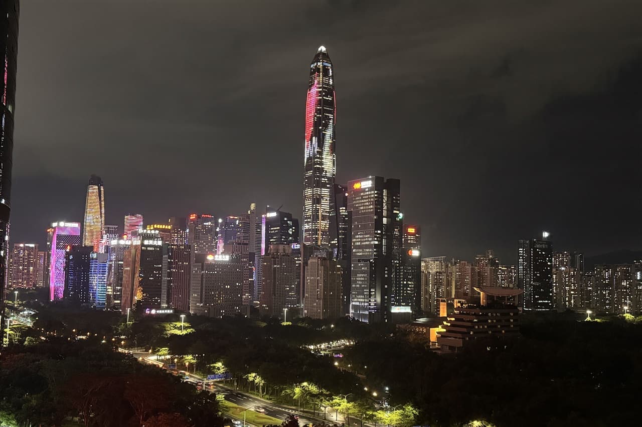 AI capacity crunch drives up consumer tech costs, deepening China's deflation