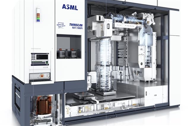 Dutch PM presses US to avoid tighter ASML China curbs