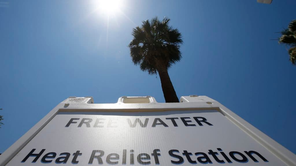 STAT+: More frequent, more intense, and longer heat waves pose health risks for Americans