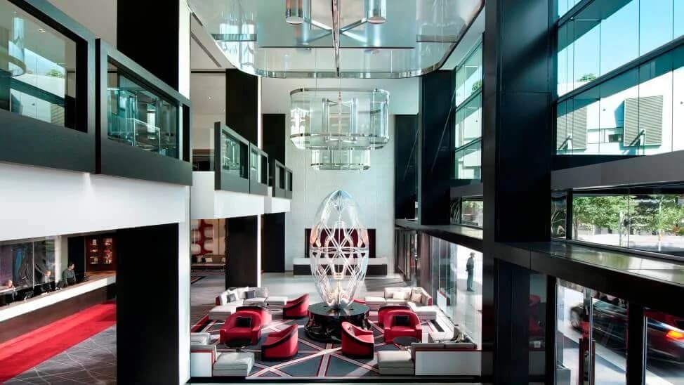 Crown Promenade Hotel