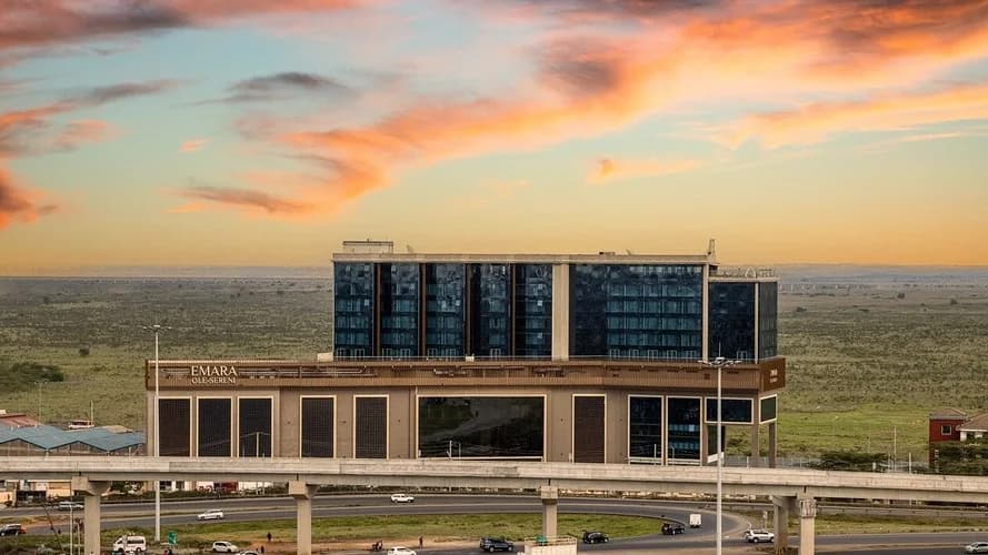 Emara Ole-Sereni Hotel