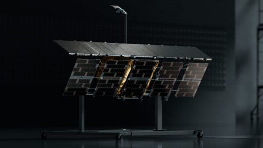 NRO issues 3 SAR satellite data providers ‘rigorous’ new contracts