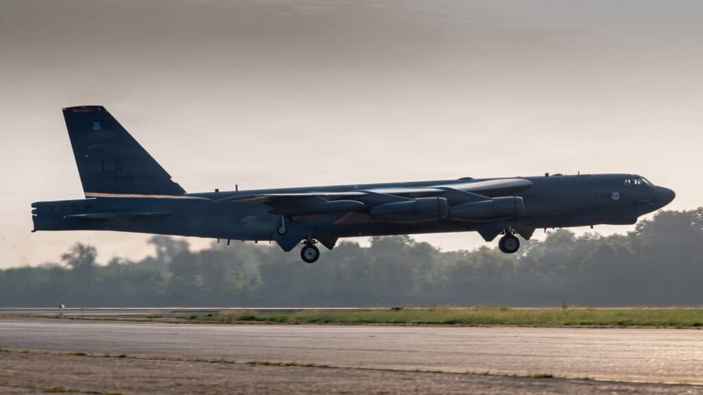 Key B-52 upgrades face cost, schedule risks: GAO