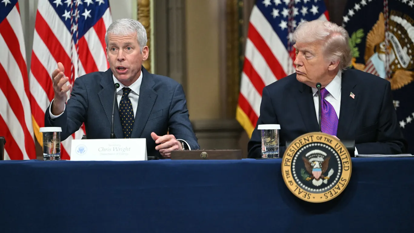 Energy Department raises 2027 diesel price outlook by 33 cents amid Iran war