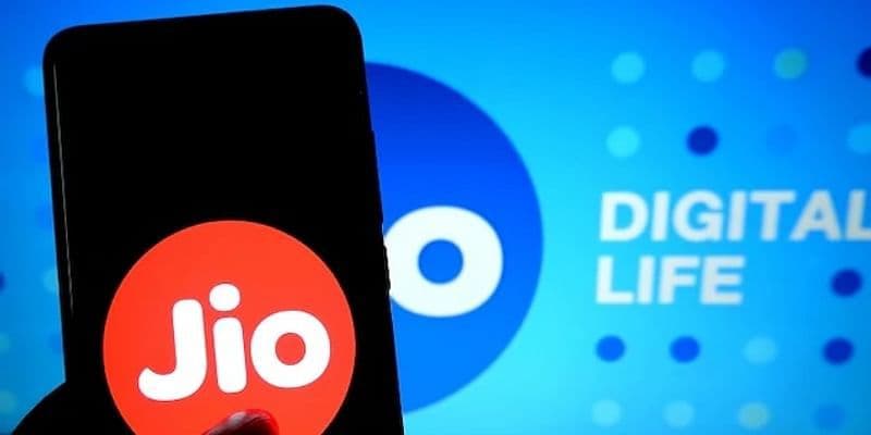 Jio users to get Canva's premium design tools free for a year in Indian languages