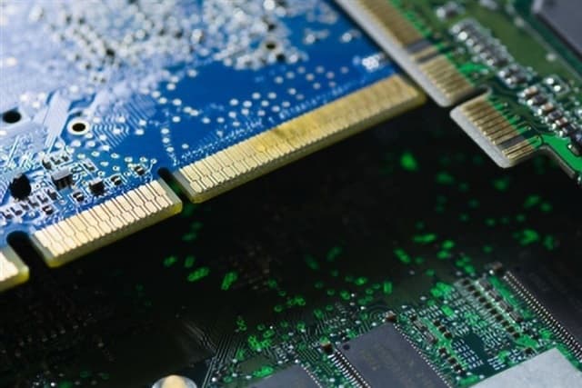 Nittobo expands glass cloth output as AI chip demand strains global supply