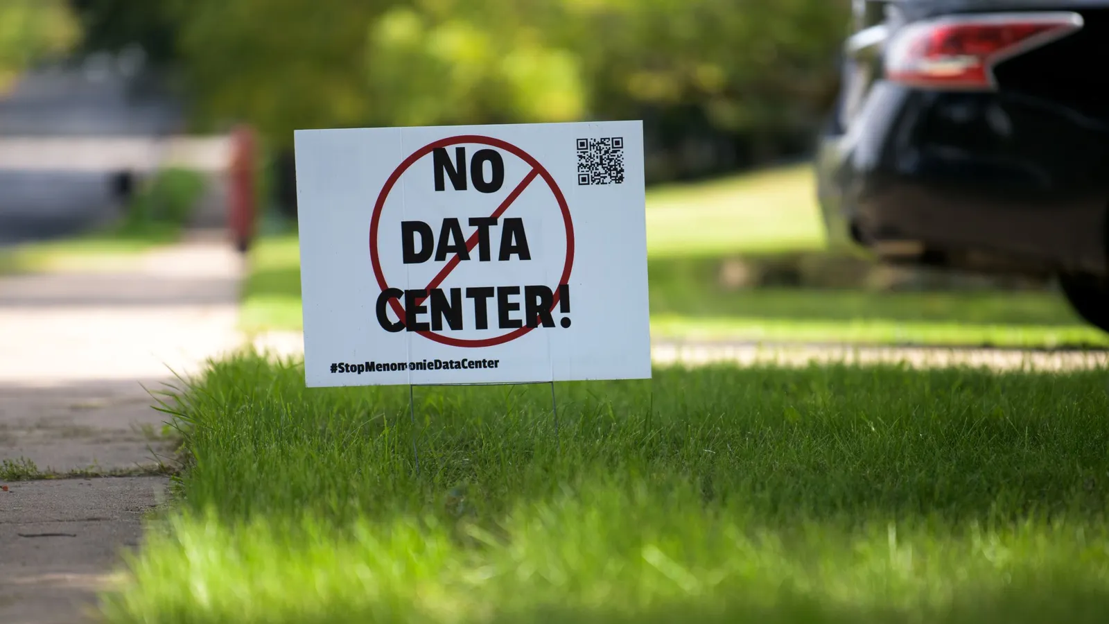 The data center boom continues apace, but projects face mounting obstacles