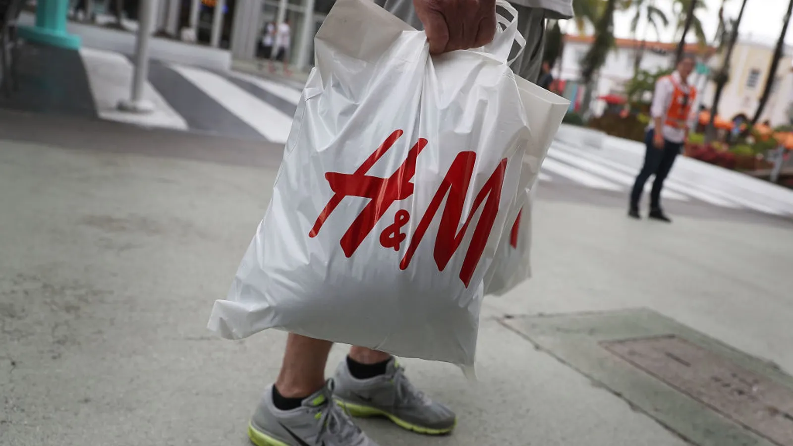 Sustainable fast fashion: paradox or possibility?