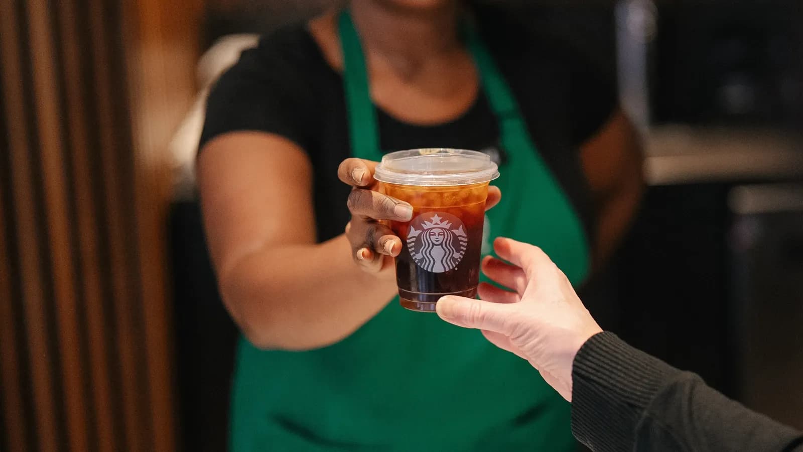 Starbucks hires Nike veteran to lead supply chain operations