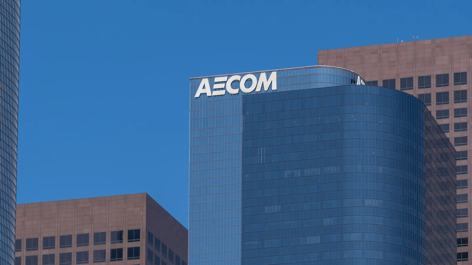 AECOM exec encourages other women in construction to embrace challenges