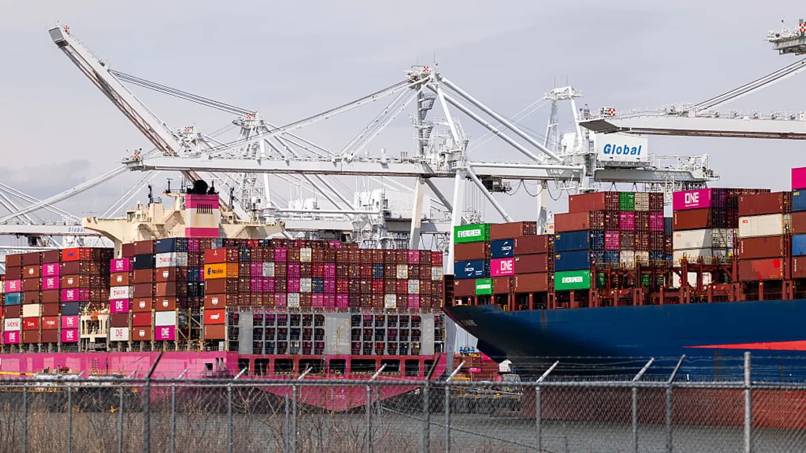 Ocean freight rates cool despite continued price elevation