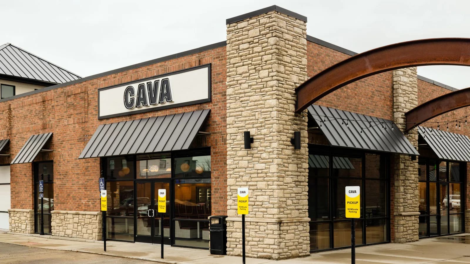 Cava hires Dr. Squatch marketer as CMO to build on growth