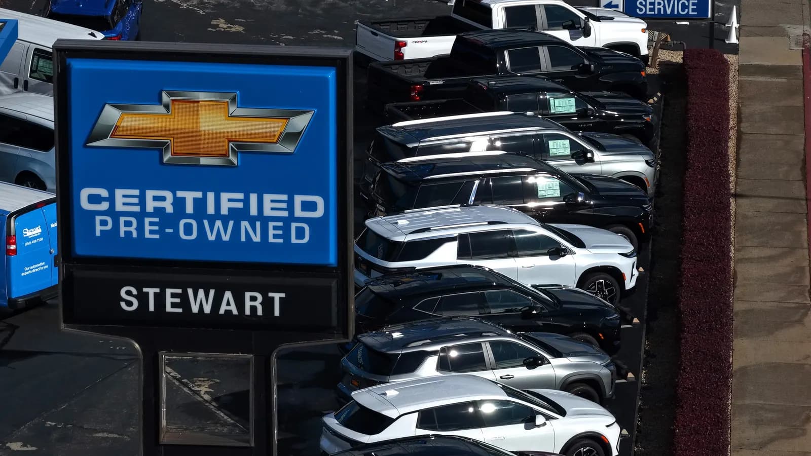 GM CFO expects improved 2027 cash flow after EV restructuring