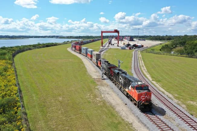 Shippers are exploring port-to-inland transit to de-risk supply chains