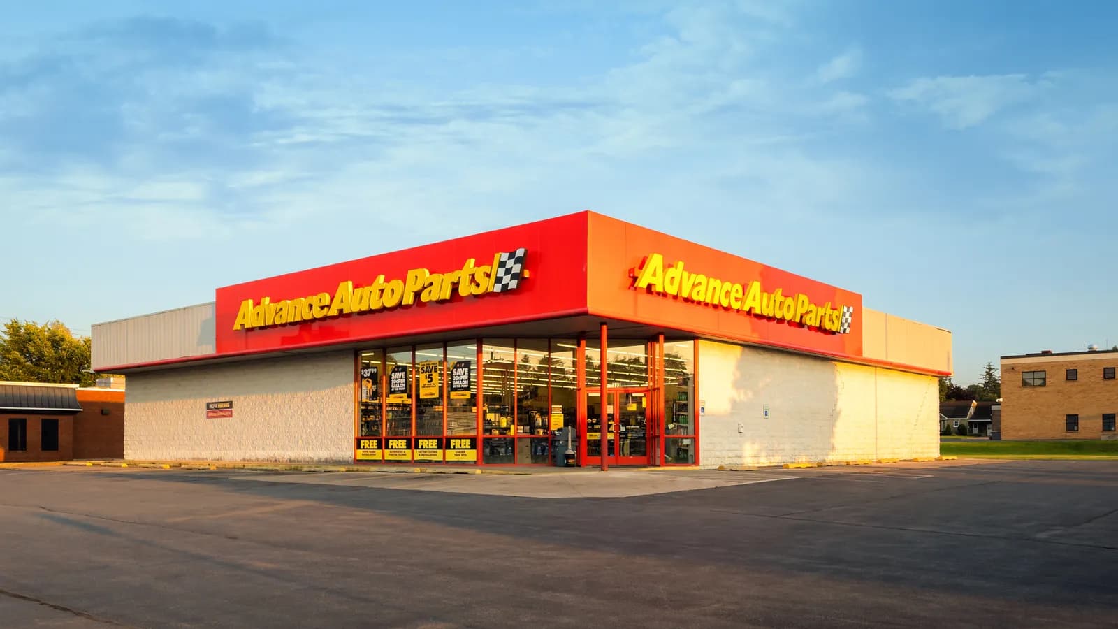 Advance Auto Parts rebids carrier contracts, expects to save tens of millions