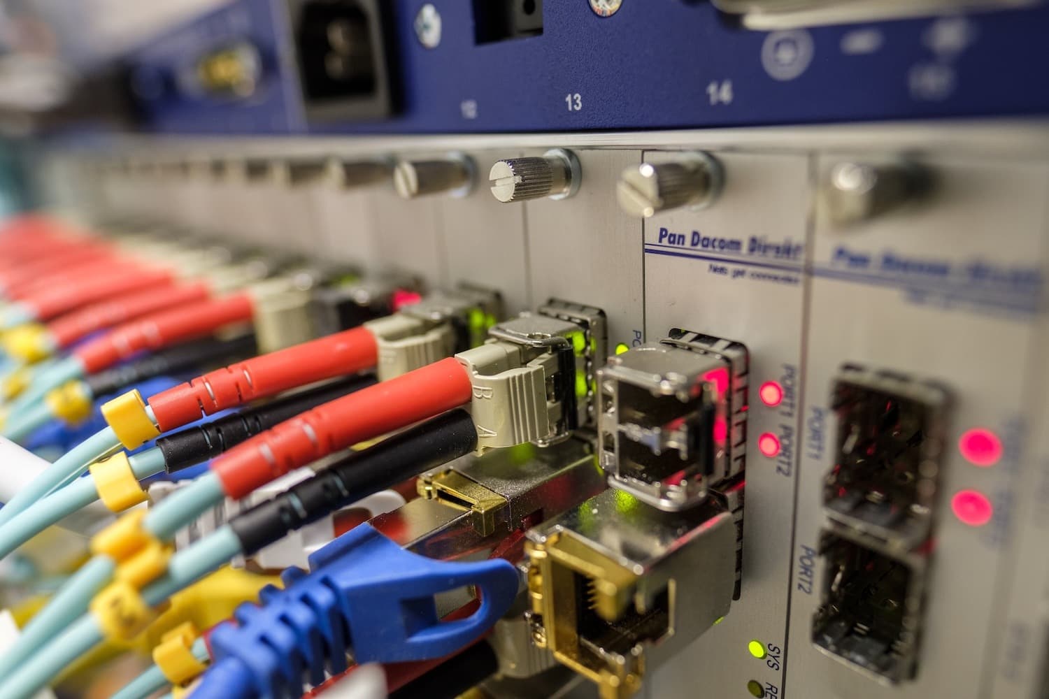 FCC Rule on Optical Connectivity Could Slow AI Race