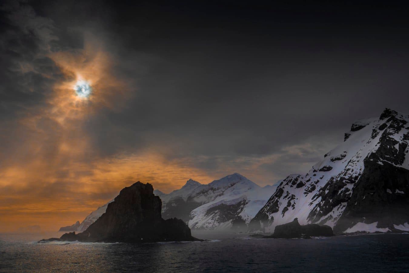 Ambitious sci-fi novel imagines a universe where time flows backwards