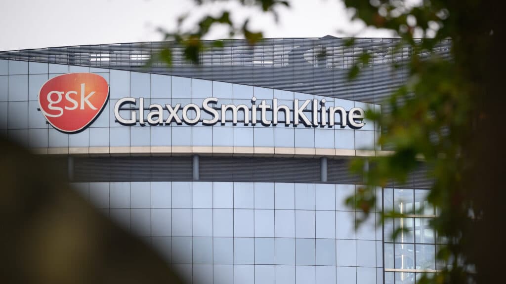STAT+: GSK touts lung cancer data from two drugs