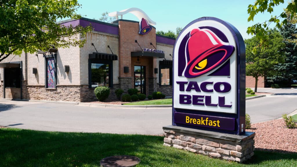 Lettuce at Taco Bell in five states confirmed as a source of diarrhea-causing parasite