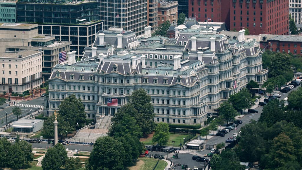 STAT+: In private meeting, Trump officials push to onshore generic drugmaking
