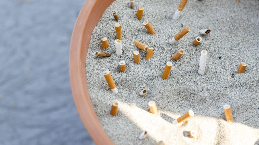 Quitting smoking is hard. A Medicare change may push doctors to give more help